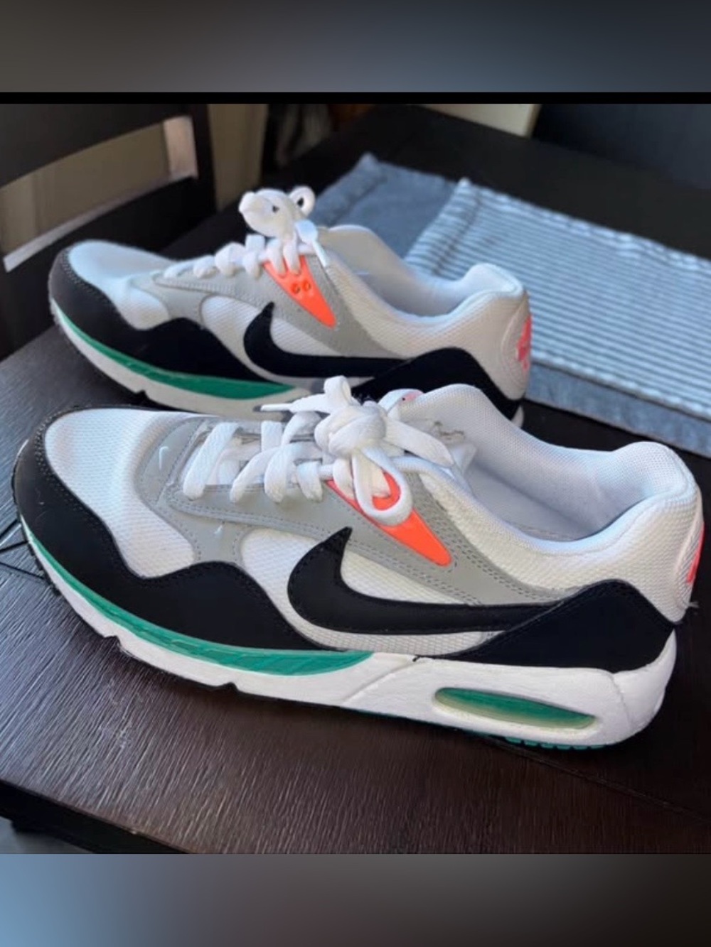 Nike Air Max Correlate
Women's size 8